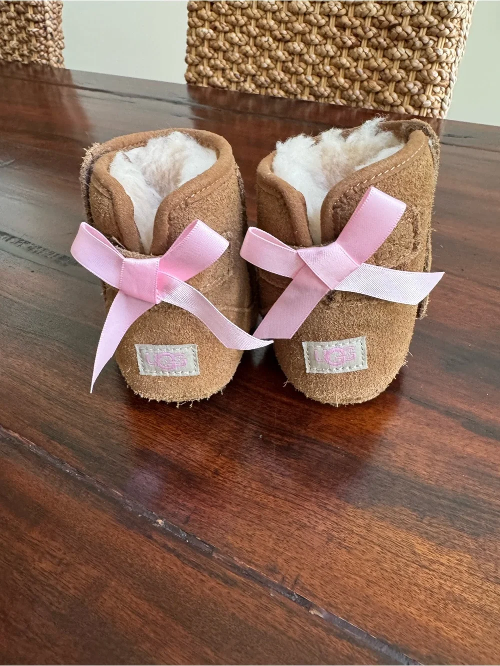Baby Ugg boots tan with pink bow velcro closure size 4/5